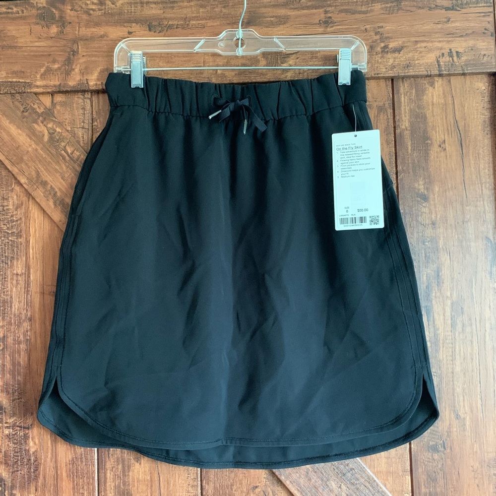 Lululemon On the Fly skirt